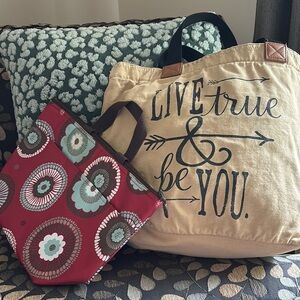 thirty one  Lunch tote and live true and be you bag set